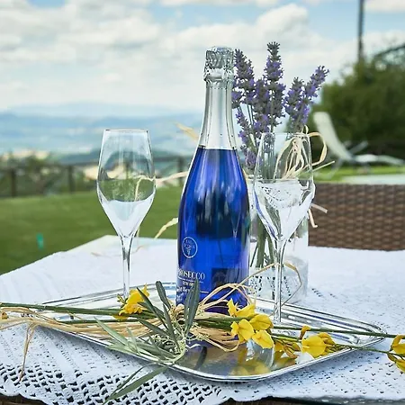 Umbra Villa *